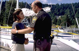 Libby (Ashley Judd)- mielőtt rács mögé kerül ..
